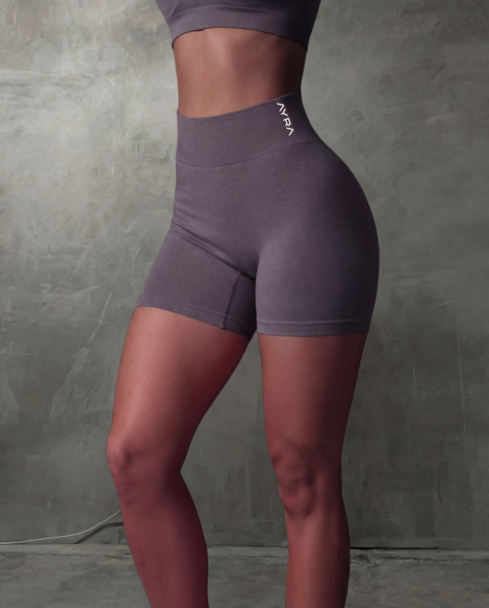 PULSE / 4.5” SHORTS TRUFFLE